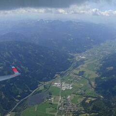 Flugwegposition um 10:33:32: Aufgenommen in der Nähe von Gemeinde Turnau, Österreich in 2569 Meter
